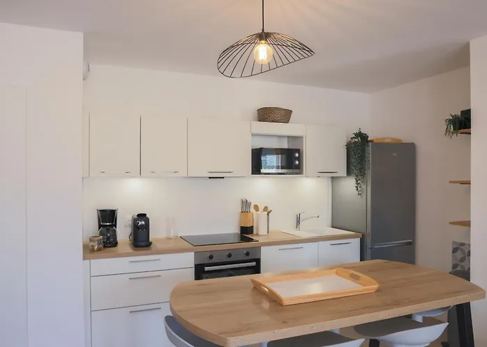 Apartment La Balagne , Bord De Mer, Grande Terrasse, Sant'ambroggio