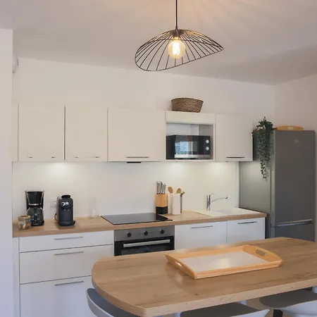 Apartment La Balagne , Bord De Mer, Grande Terrasse, Sant'ambroggio