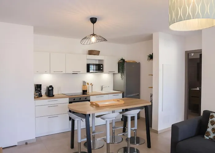 La Balagne , Bord De Mer, Grande Terrasse, Sant'ambroggio