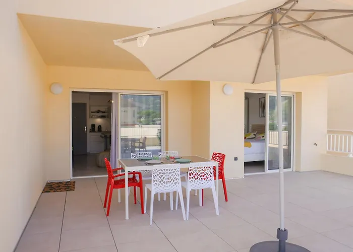 La Balagne , Bord De Mer, Grande Terrasse, Sant'ambroggio *